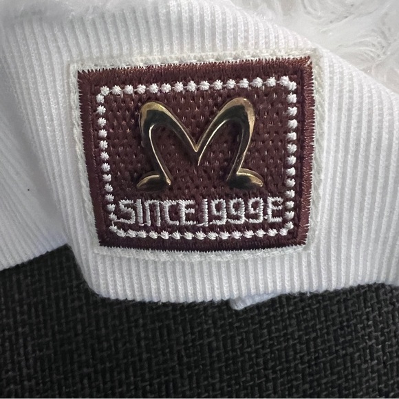 CHICME White Crew Neck Fluffy Sweater Zipper-Sleeves Size M EUC - Picture 5 of 7